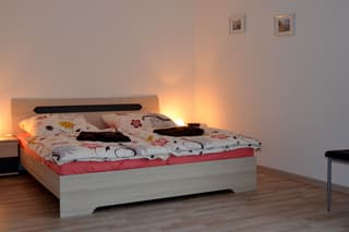 Schlafzimmer Doppelbett